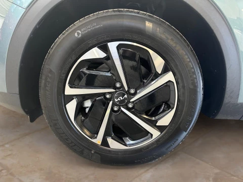 Kia Sportage 1.6 T-GDi MHEV 118kW (160CV) Drive 17