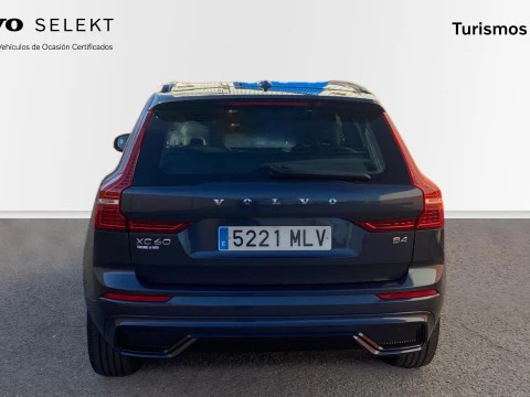 Volvo XC60 2.0 B4 D Plus Dark Auto