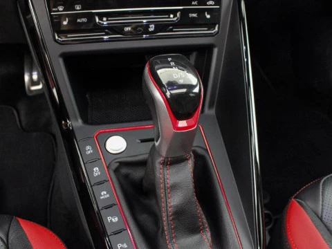 Volkswagen Polo 2.0 TSI 152KW DSG GTI 25 ANIVERSARIO 207 5P