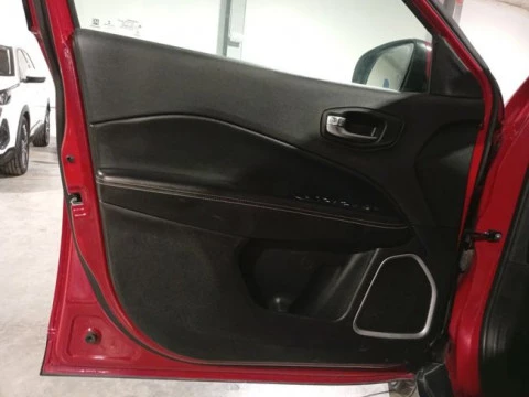 Jeep Compass 2.0 Mjet 103kW Longitude 4x4