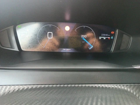 Peugeot 2008 Allure Puretech 100 S&S 6 Vel. MAN