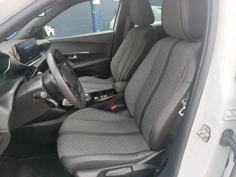 Peugeot 2008 Allure Puretech 100 S&S 6 Vel. MAN