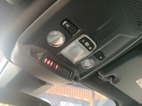 Peugeot 2008 Allure Puretech 100 S&S 6 Vel. MAN