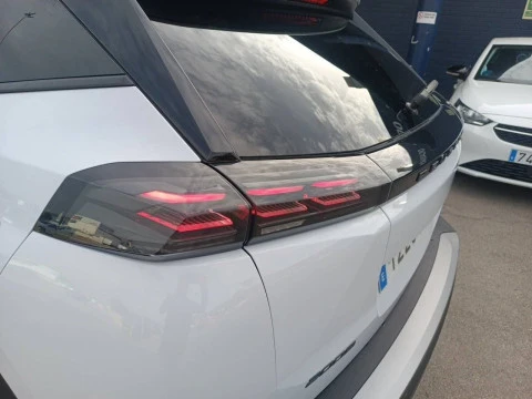 Peugeot 2008 Allure Puretech 100 S&S 6 Vel. MAN