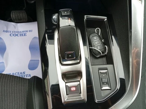 Peugeot 3008 1.5 BlueHDi 96kW S&S Allure Pack EAT8