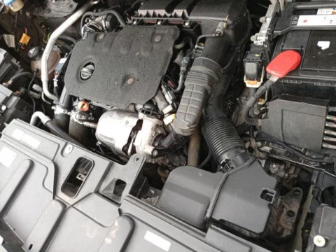 Peugeot 3008 1.5 BlueHDi 96kW S&S Allure Pack EAT8