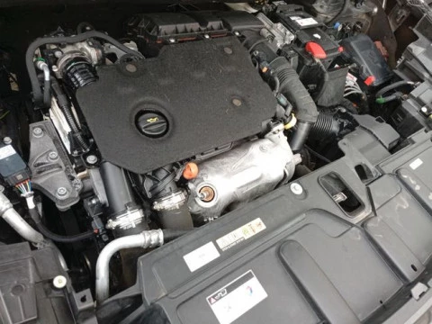 Peugeot 3008 1.5 BlueHDi 96kW S&S Allure Pack EAT8