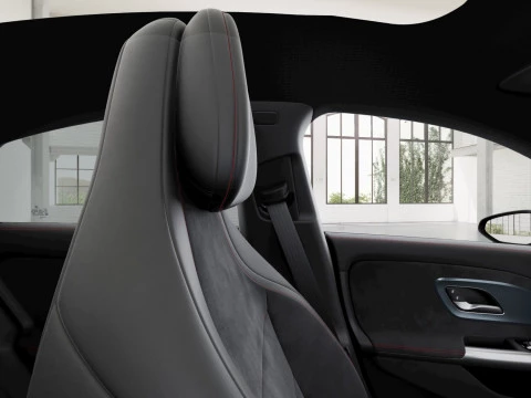 Mercedes-Benz Clase CLA  220 con tecnología híbrida