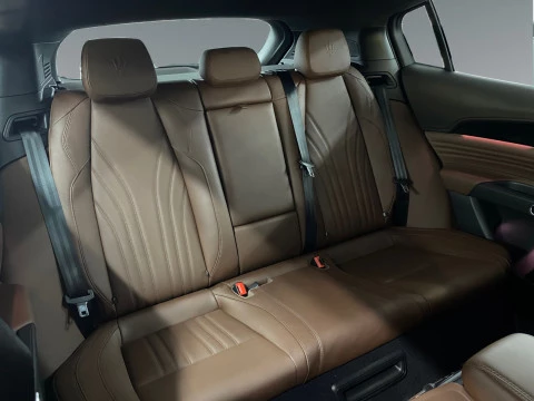 Maserati Grecale GT L4 MHEV 300CV AWD