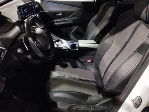 Peugeot 3008 1.5 BlueHDi 96kW S&S Allure Pack EAT8