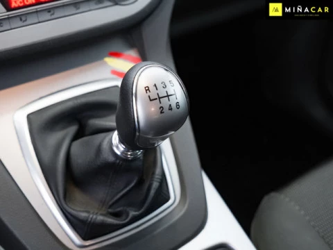 Ford Kuga 2.0 TDCI Titanium 4x4 100 kW (136 CV)