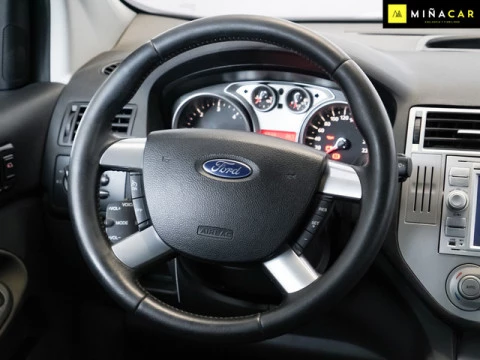 Ford Kuga 2.0 TDCI Titanium 4x4 100 kW (136 CV)