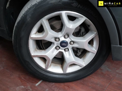 Ford Kuga 2.0 TDCI Titanium 4x4 100 kW (136 CV)