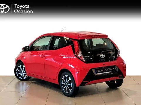 Toyota Aygo 1.0 70 x-play