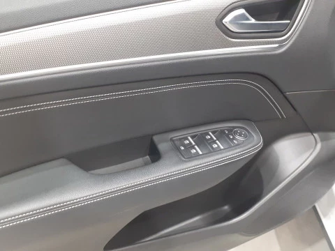 Renault Arkana  Hibrido  1.6 E-Tech Zen 105kW