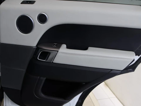Land Rover RANGE ROVER SPORT R SPORT 3.0 TDV6 4WD AUTO HSE 5P