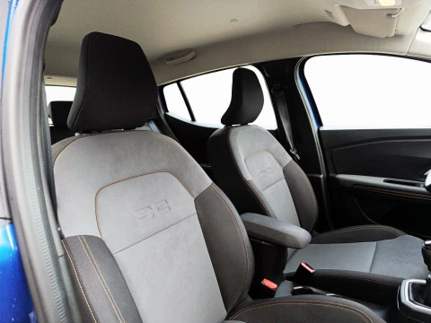 Dacia Sandero ECO-G 74KW STEPWAY EXTREME GO 5P Dacia Sandero ECO-G 74KW STEPWAY EXTREME GO 5P