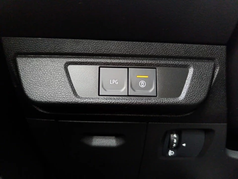 Dacia Sandero ECO-G 74KW STEPWAY EXTREME GO 5P Dacia Sandero ECO-G 74KW STEPWAY EXTREME GO 5P