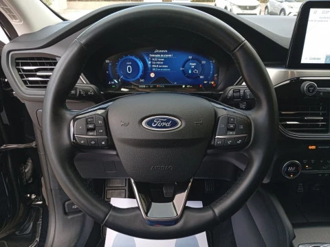 Ford Kuga Titanium 2.5 Duratec FHEV 140kW Auto