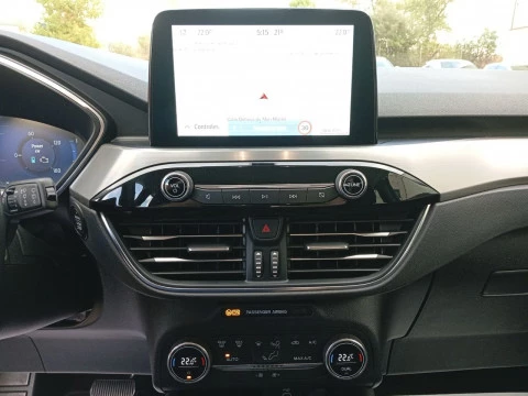 Ford Kuga Titanium 2.5 Duratec FHEV 140kW Auto