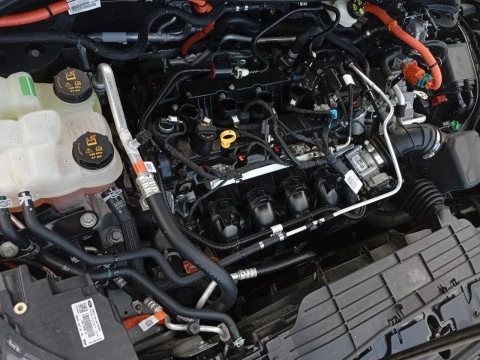 Ford Kuga Titanium 2.5 Duratec FHEV 140kW Auto