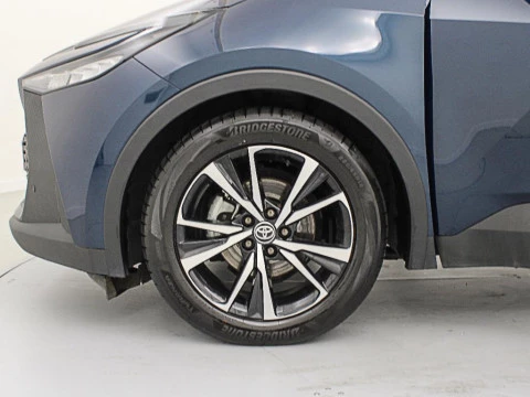Toyota C-HR CH Toyota C-HR - NG24