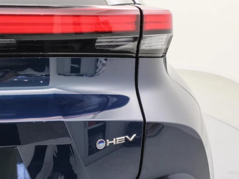 Toyota C-HR CH Toyota C-HR - NG24