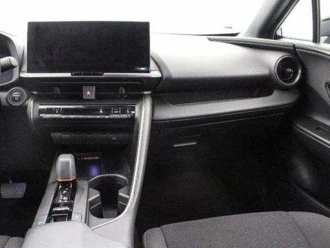 Toyota C-HR CH Toyota C-HR - NG24