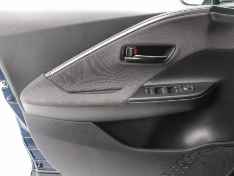 Toyota C-HR CH Toyota C-HR - NG24