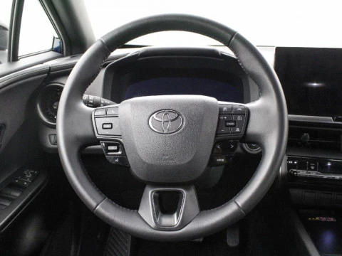 Toyota C-HR CH Toyota C-HR - NG24