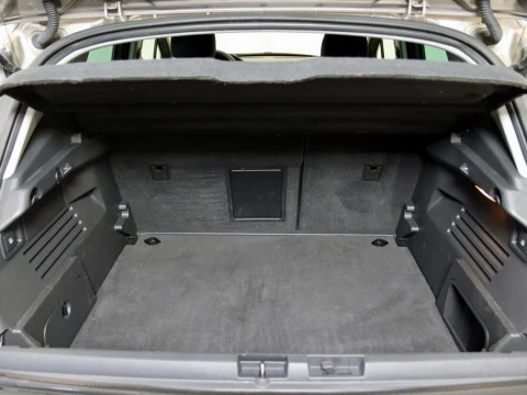 Peugeot 3008 1.6 VTI STYLE 5P