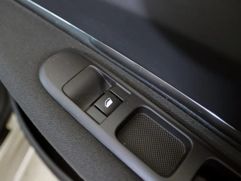 Peugeot 3008 1.6 VTI STYLE 5P