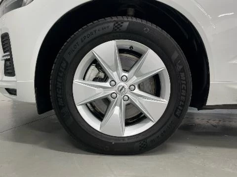 Volvo XC60 XC60 Core, B4 Semihíbrido, Diésel