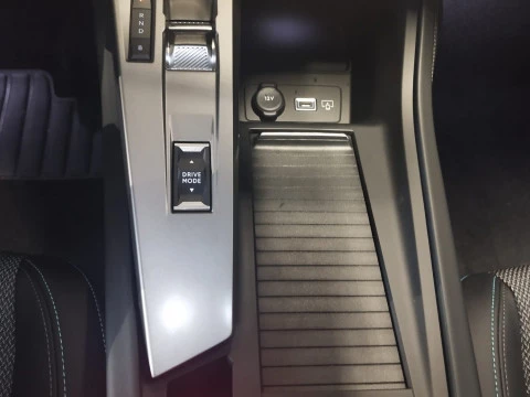 Peugeot 308 SW Allure Hybrid PHEV 180 e-EAT8