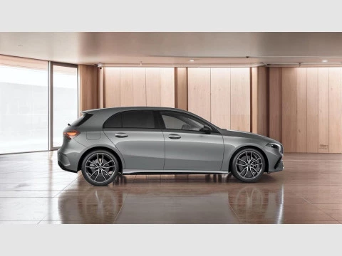 Mercedes-Benz Clase A A 250 e con tecnologia hibrida EQ