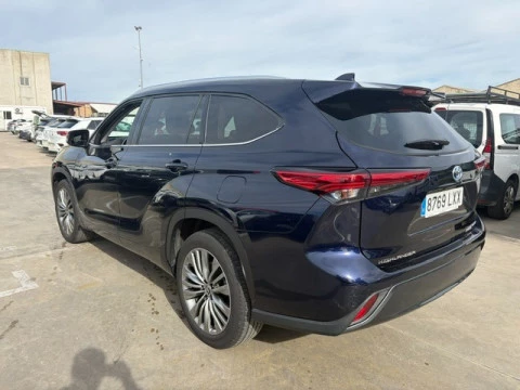 Toyota Highlander 2.5 Advance P. Met. Techo Panorámico