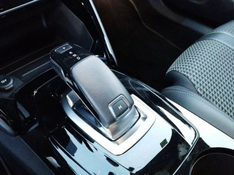 Peugeot 2008 GT Line BlueHDI 130 S&S EAT8