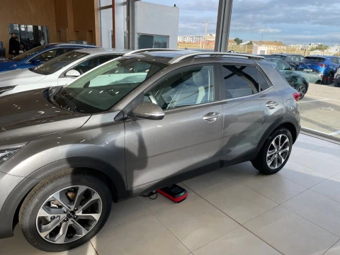 Kia Stonic 1.0 T-GDi 74kW (100CV) MHEV MT Drive