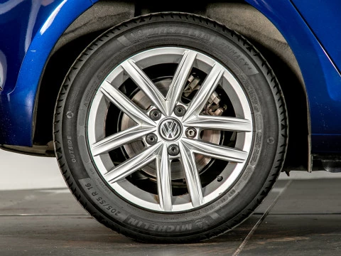 Volkswagen Golf Advance 1.6 TDI 85kW (115CV)