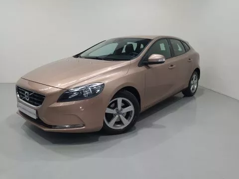 Volvo V40 D2 KINETIC 115 CV Volvo V40 D2 KINETIC 115 CV