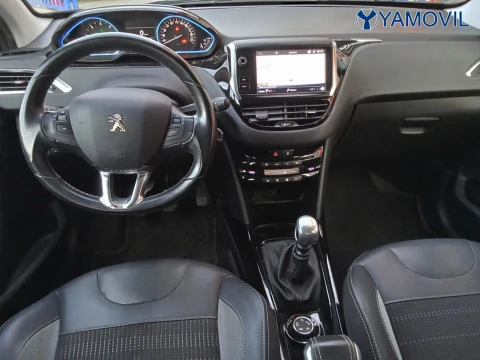 Peugeot 2008 BlueHDi 120 SANDS Allure 88 kW (120 CV)