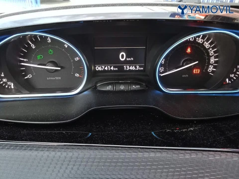 Peugeot 2008 BlueHDi 120 SANDS Allure 88 kW (120 CV)