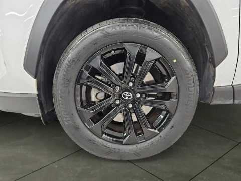 Toyota Rav4 2.5l 220H Advance 4WD