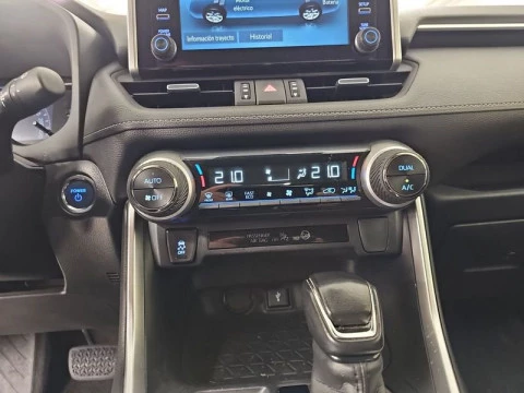 Toyota Rav4 2.5l 220H Advance 4WD