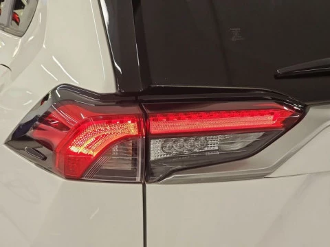 Toyota Rav4 2.5l 220H Advance 4WD