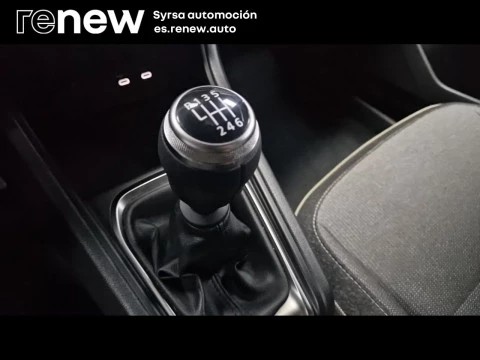 Renault Captur techno Eco-G 100cv (74 kW)