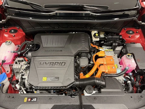 Kia Niro 1.6 GDi HEV Drive 104 kW (141 CV)