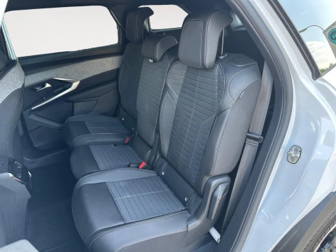 Peugeot 5008 Hybrid 1.2 100KW Allure eDCS6