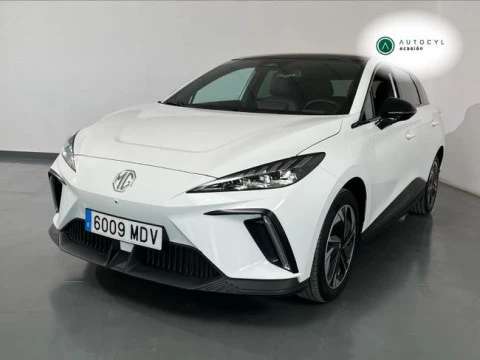 MG4 64kWh Luxury