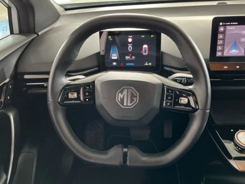 MG4 64kWh Luxury
